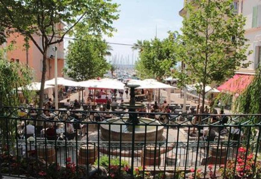 L Annexe 50M De La Plage Bandol Exterior photo